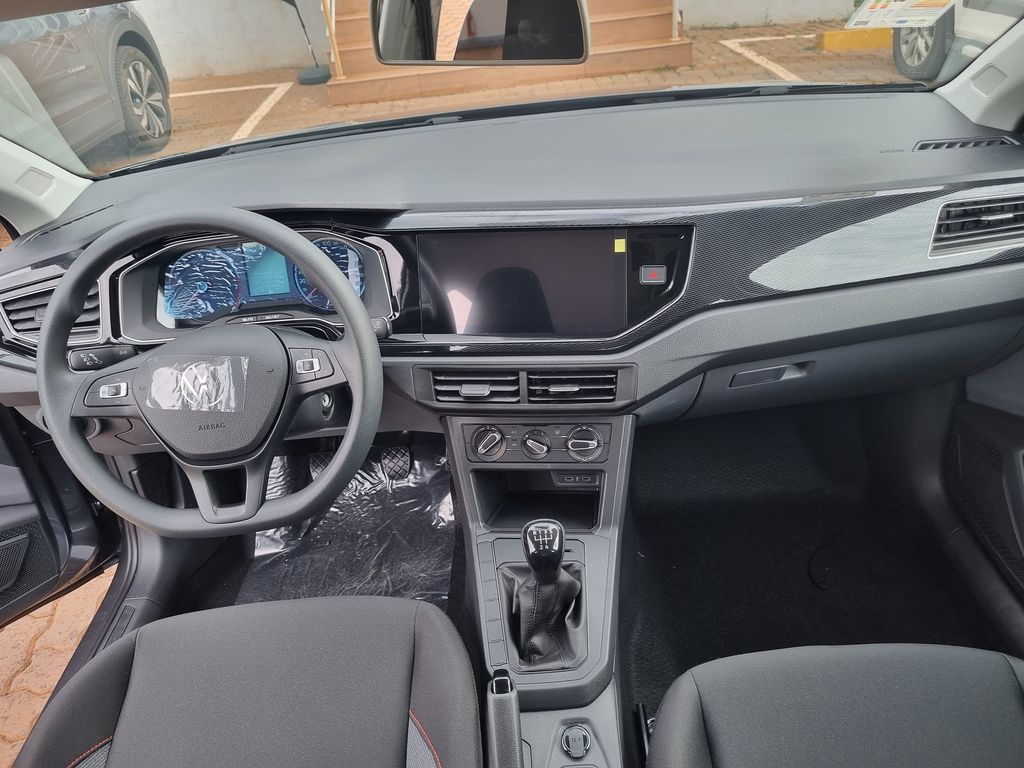 Polo Track 1.0 Flex 12V 5p
