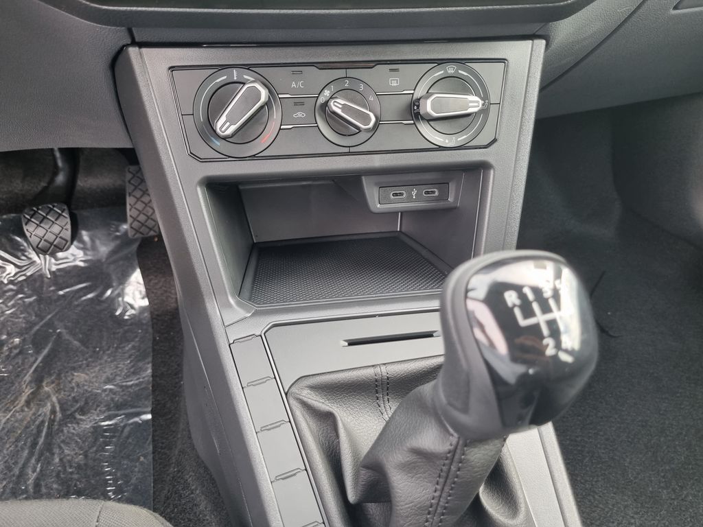 Polo Track 1.0 Flex 12V 5p