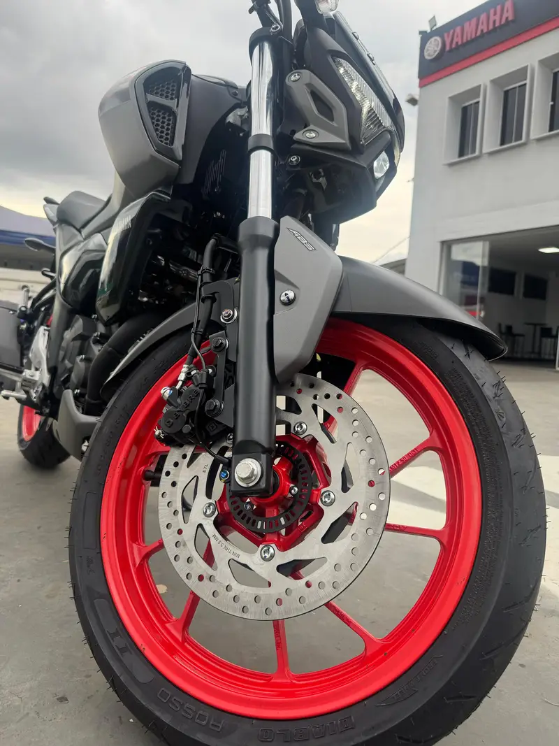 Yamaha Fazer FZ15 ABS Connected