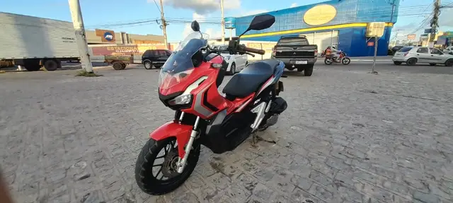 Carro Honda ADV 2023 ABS