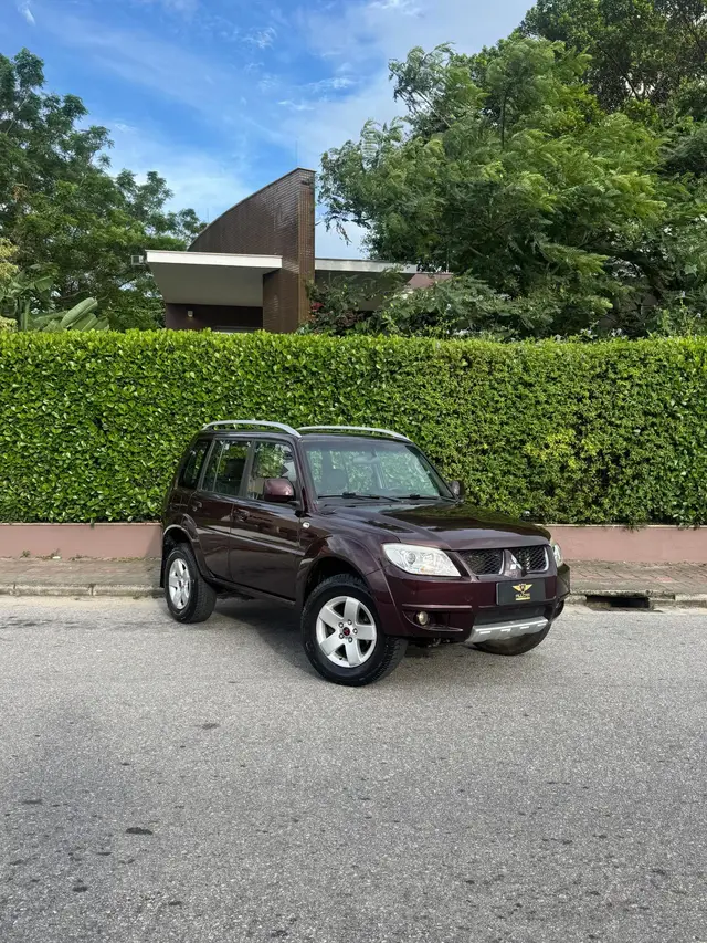 Carro Mitsubishi Pajero TR4 2011 2.0 16V 4x4 (Flex) (Aut)