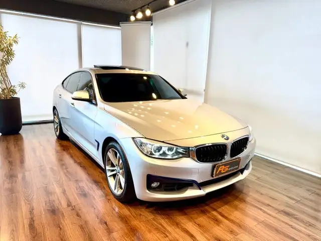 Carro BMW 320i GT 2016 320i Gran Turismo Sport