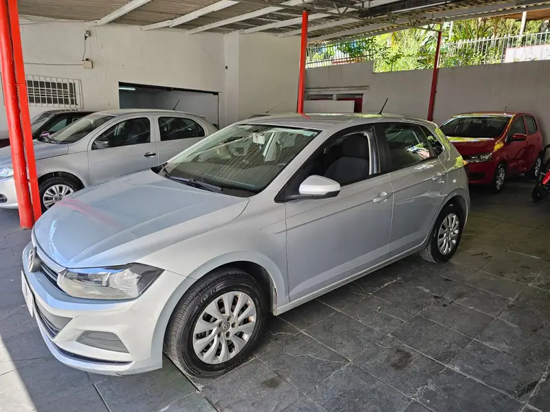 Volkswagen Polo 1.0 (Flex)