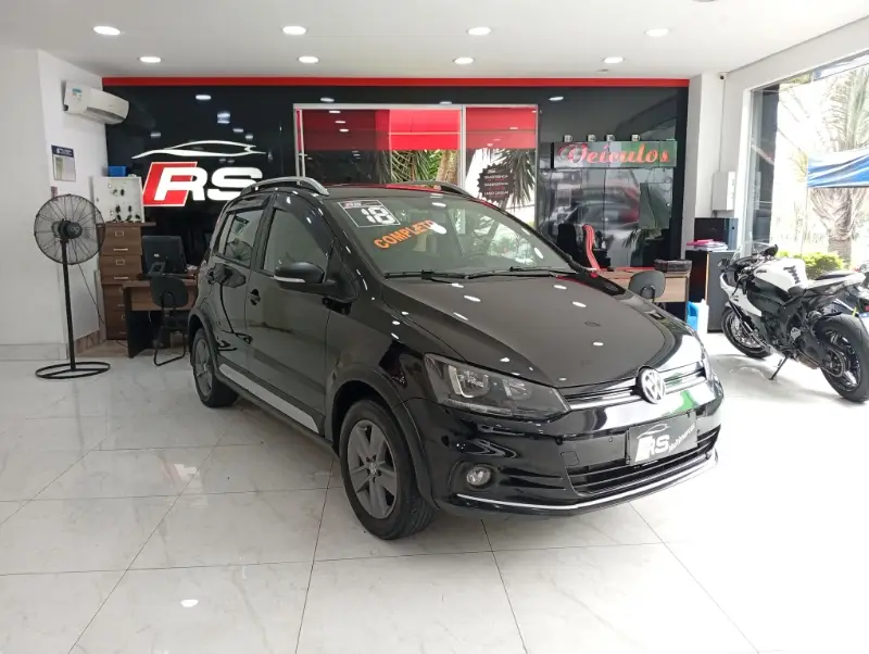Volkswagen Fox 1.0 MPI Track (Flex)