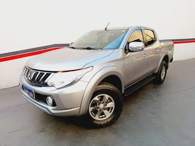 Carro Mitsubishi L200 Triton Sport 2019 Sport 2.4 DID-H HPE-S Top 4WD (Aut)