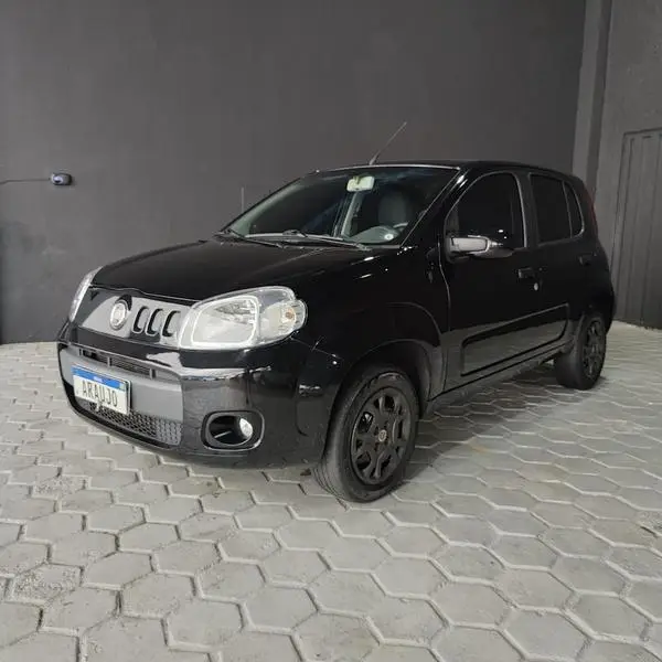 Carro Fiat Uno 2012 Vivace 1.0 8V (Flex) 4p