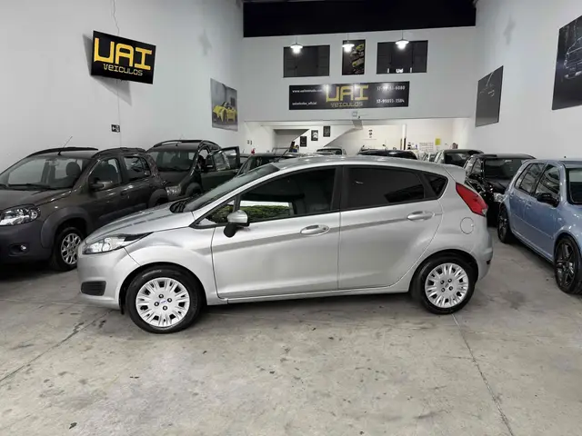 Carro Ford New Fiesta Hatch 2015 New Fiesta SE 1.5 16V