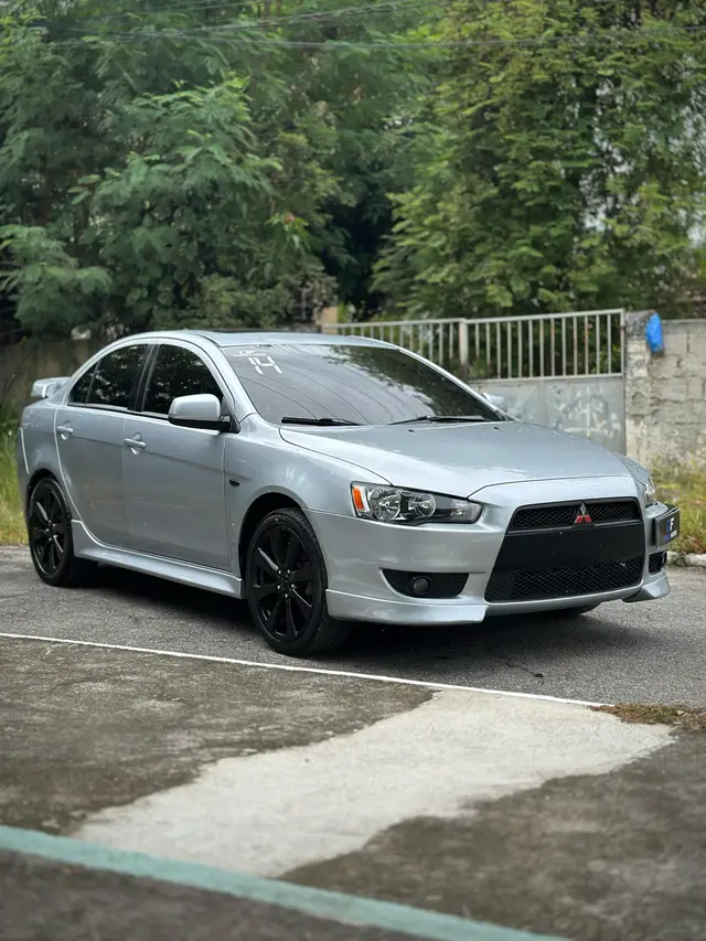 Carro Mitsubishi Lancer 2014 2.0 16V