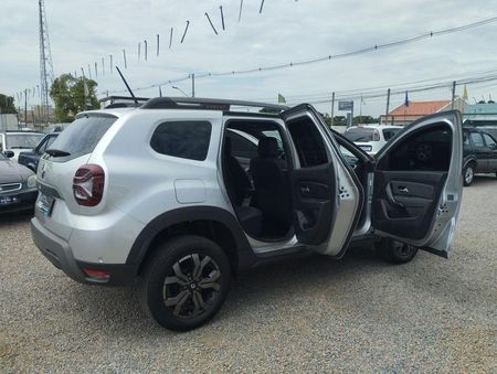Duster Plus Iconic 1.3