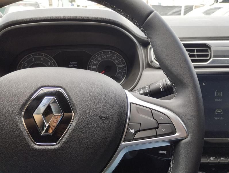 Renault Duster Plus