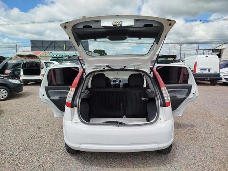 Fiesta Hatch 1.6 (Flex)