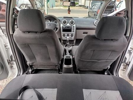Fiesta Hatch 1.6 (Flex)