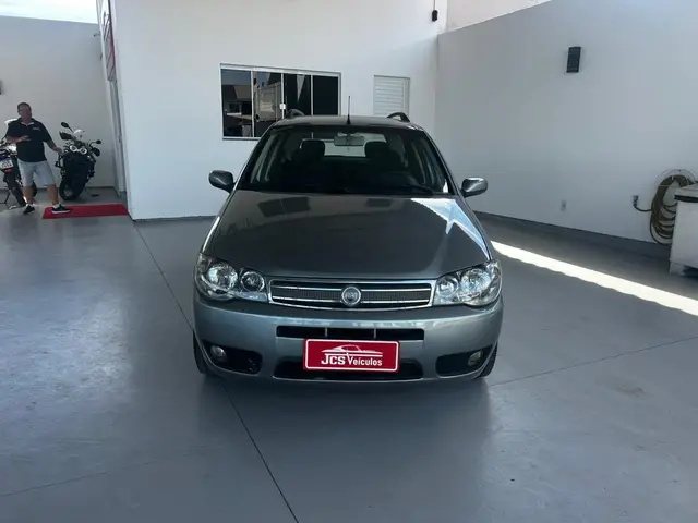 Carro Fiat Palio Weekend 2007 ELX 1.4 8V (Flex)