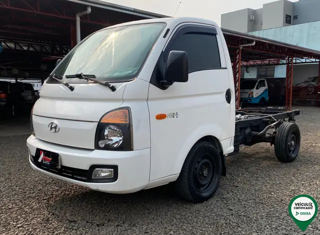 Caminhão Hyundai HR 2013 HD 2.5 TCI Longo sem Cacamba