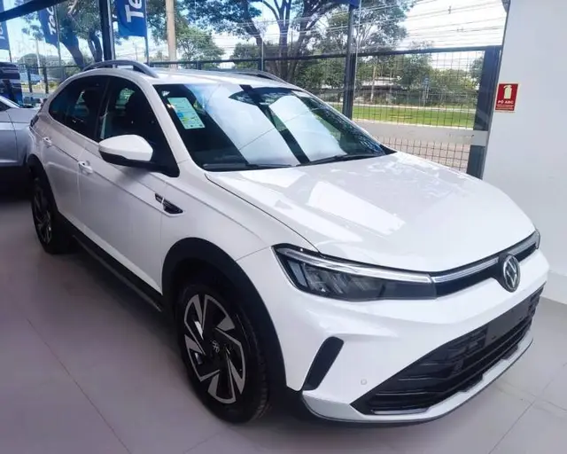 Carro Volkswagen Nivus 2025 Highline 200 TSI
