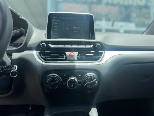 Carro Hyundai HB20S 2023 Comfort 1.0 Turbo AT (Flex)