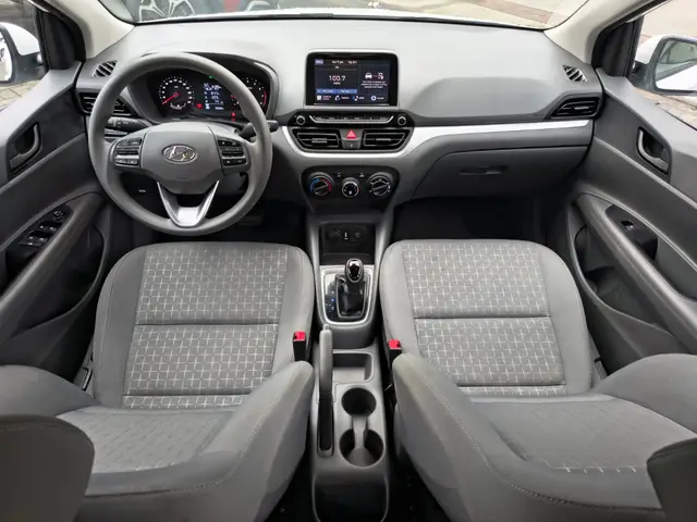 Carro Hyundai HB20S 2023 Comfort 1.0 Turbo AT (Flex)