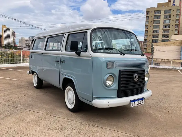 Carro Volkswagen Kombi 2014 1.4 Last Edition (Flex)