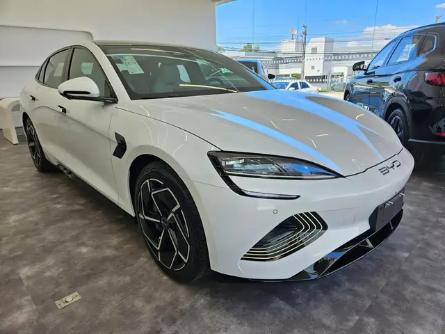 Carro BYD Seal 2025 EV