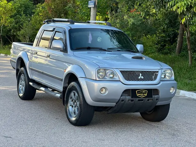 Carro Mitsubishi L200 Triton Outdoor 2012 HPE 2.5 4X4
