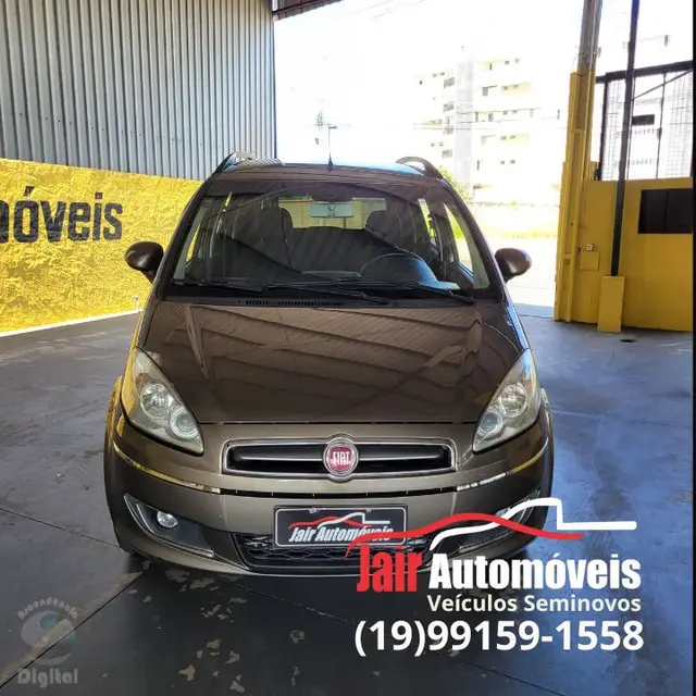 Carro Fiat Idea 2015 Essence 1.6 16V E.TorQ (Flex)