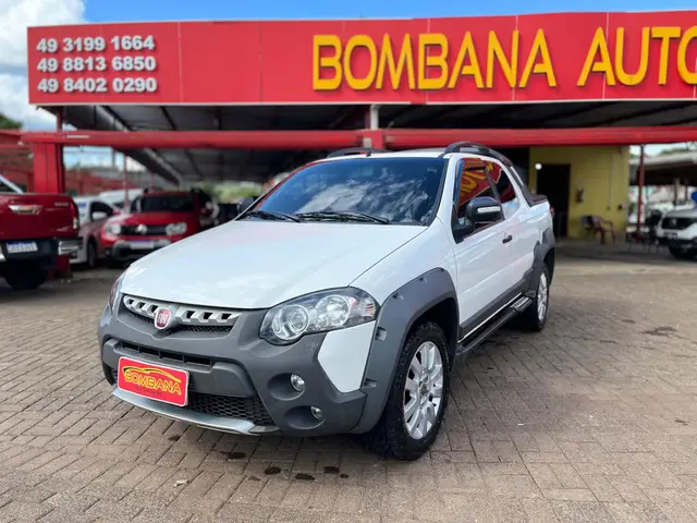 Carro Fiat Strada 2016 Adv.Ext./ Ext. 1.8 LOCKER Flex CD