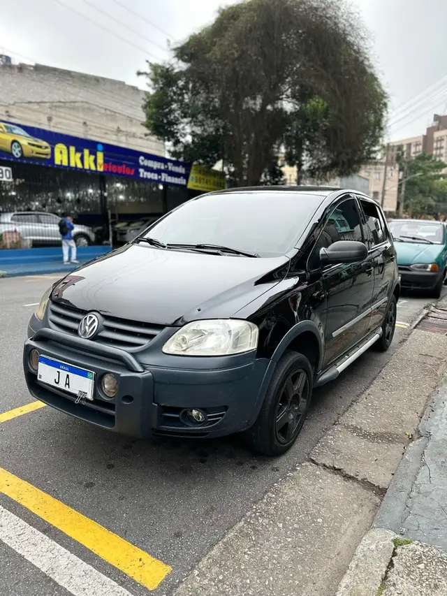 Carro Volkswagen CrossFox 2005 1.6 (Flex)