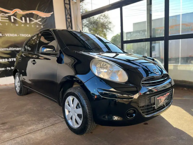 Nissan March 1.0 16V S (Flex)