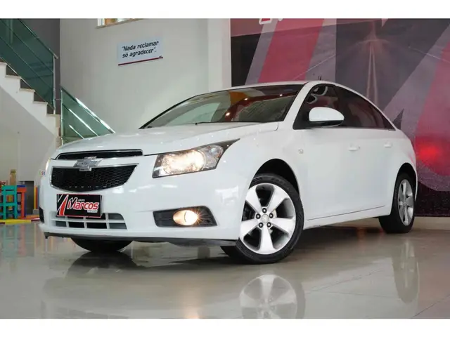 Carro Chevrolet Cruze 2014 LT 1.8 16V Ecotec (Flex)