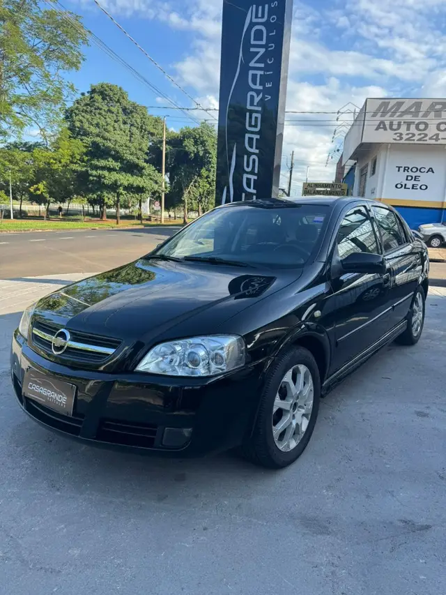Carro Chevrolet Astra Hatch 2010 Advantage 2.0 (Flex)