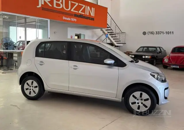 Carro Volkswagen Up! 2016 1.0 12v E-Flex move up! 4p