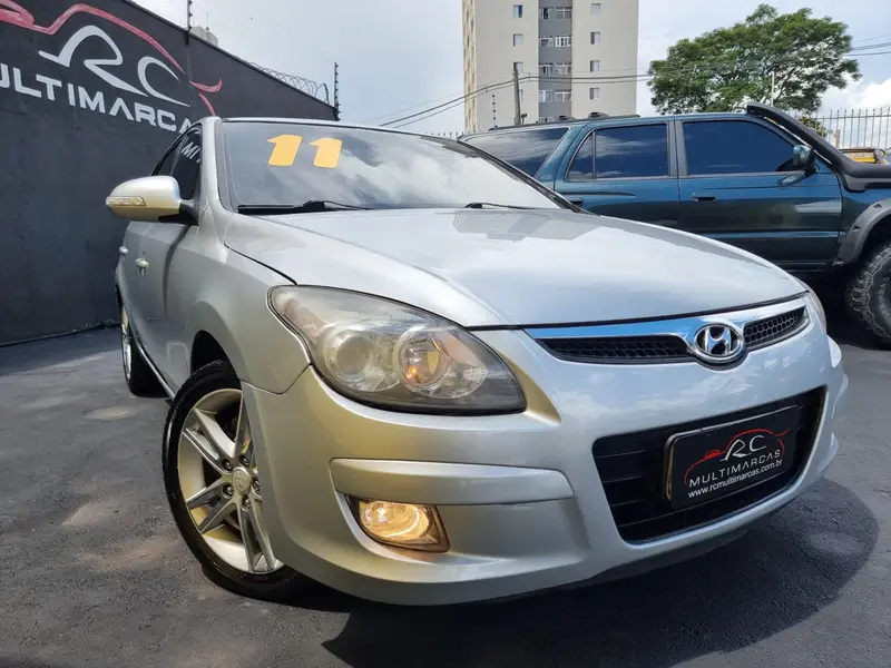 Hyundai i30 GLS 2.0 16V Top (aut)