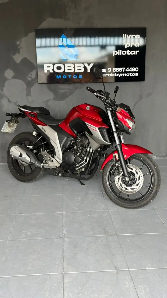 Moto Yamaha YS 250 Fazer 2021 ABS