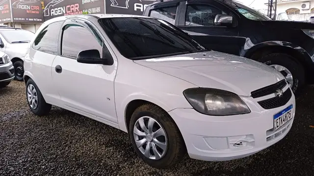 Carro Chevrolet Celta 2012 LS 1.0 (Flex) 2p