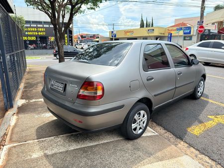 Siena Fire 1.0 8V (Flex)