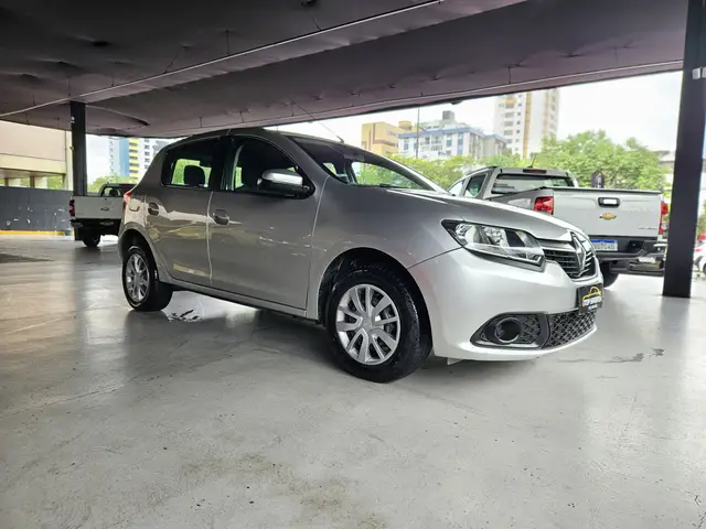 Carro Renault Sandero 2017 Expression 1.0 16V (Flex)