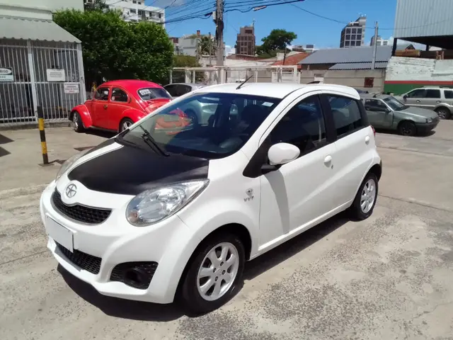 Carro JAC J2 2014 1.4 16V VVT