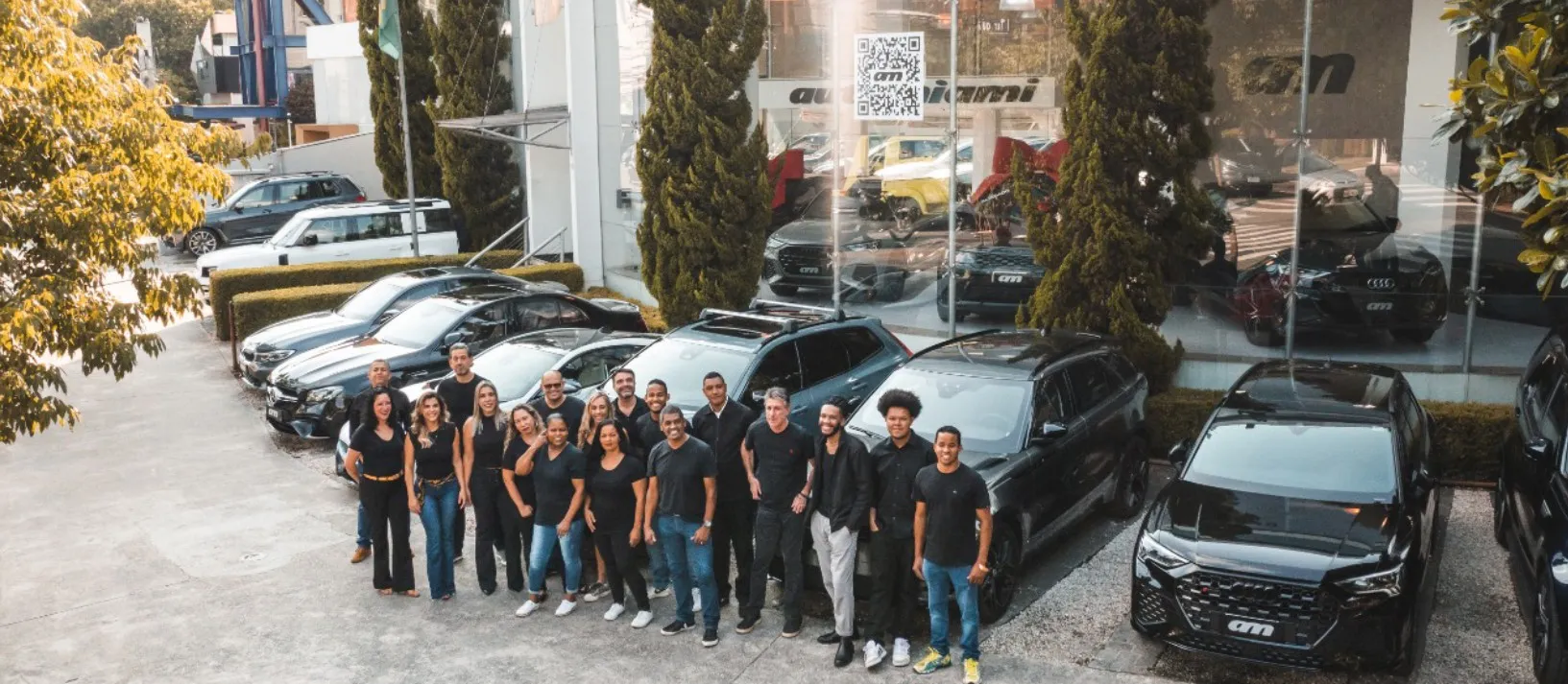 Fachada da loja Veículos à venda em Automiami Comercial Ltda - São Paulo - SP | Mobiauto