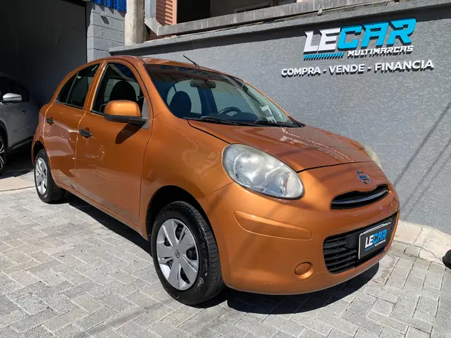 Carro Nissan March 2012 1.0 16V S (Flex)