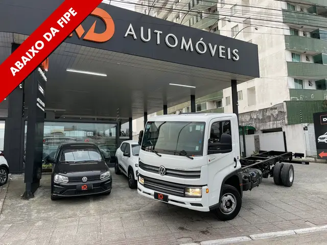 Carro Volkswagen 11.180 2023 11-180 Delivery 2p (diesel)(E5)