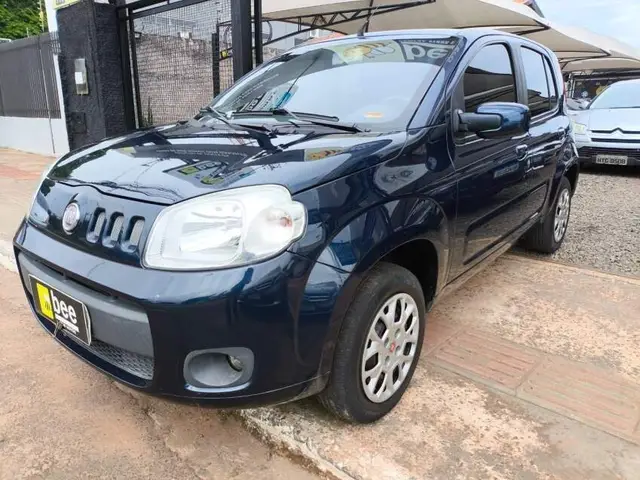 Carro Fiat Uno 2012 Vivace Celeb. 1.0 8V (Flex) 4p