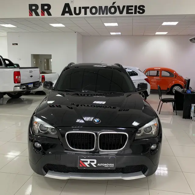 Carro BMW X1 2011 2.0 16V sDrive18i