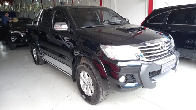 Carro Toyota Hilux Cabine Dupla 2015 Hilux 3.0 TDI 4x4 CD SRV Top (Aut)