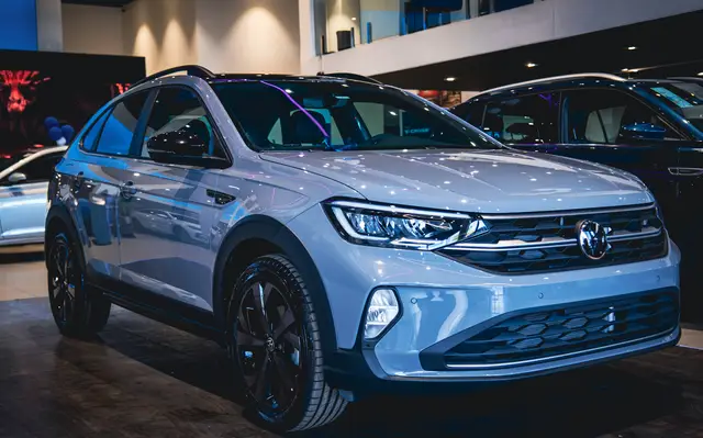 Carro Volkswagen Nivus 2025 Highline 200 TSI