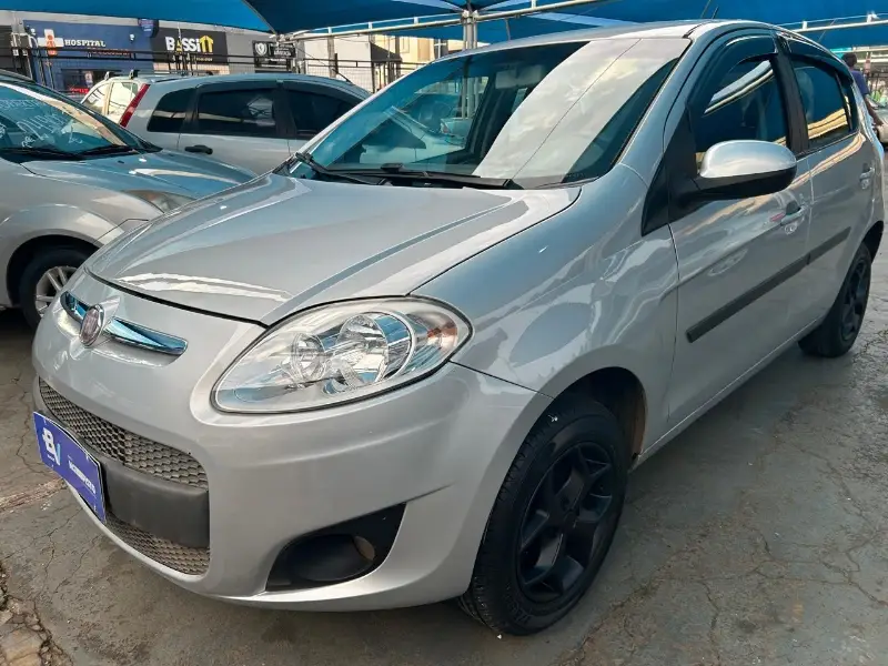 Fiat Palio Attractive 1.4 8V (Flex)