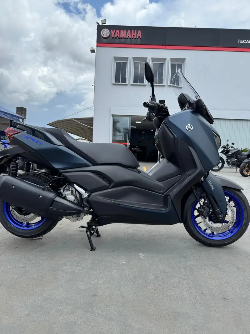 Yamaha XMax 250 Connected