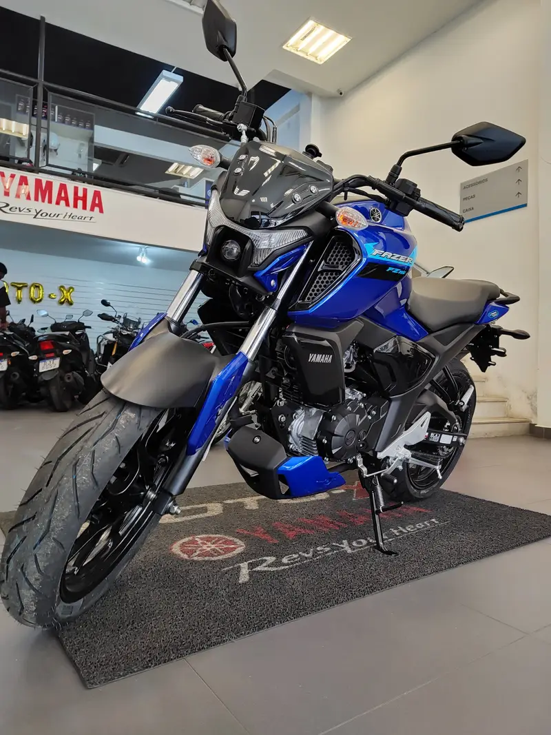 Yamaha Fazer FZ15 ABS Connected