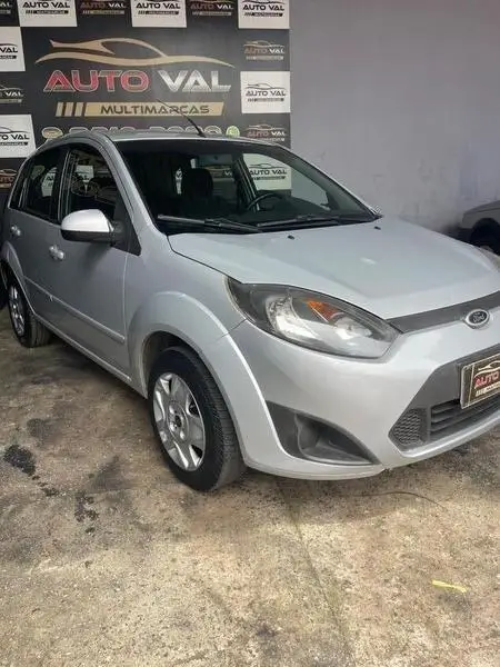 Carro Ford Fiesta Hatch 2011 1.0 (Flex)