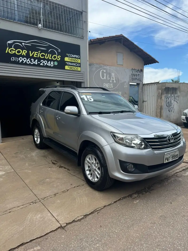Toyota SW4 SR 4x2 2.7/ 2.7 Flex 16V Aut.