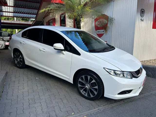 Carro Honda Civic 2015 LXR 2.0 i-VTEC (Aut) (Flex)